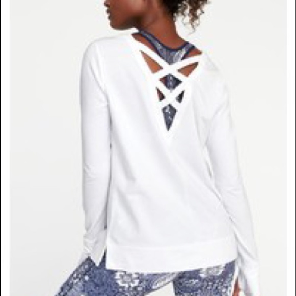 OLD NAVY LATTICE-BACKED SWEATSHIRT